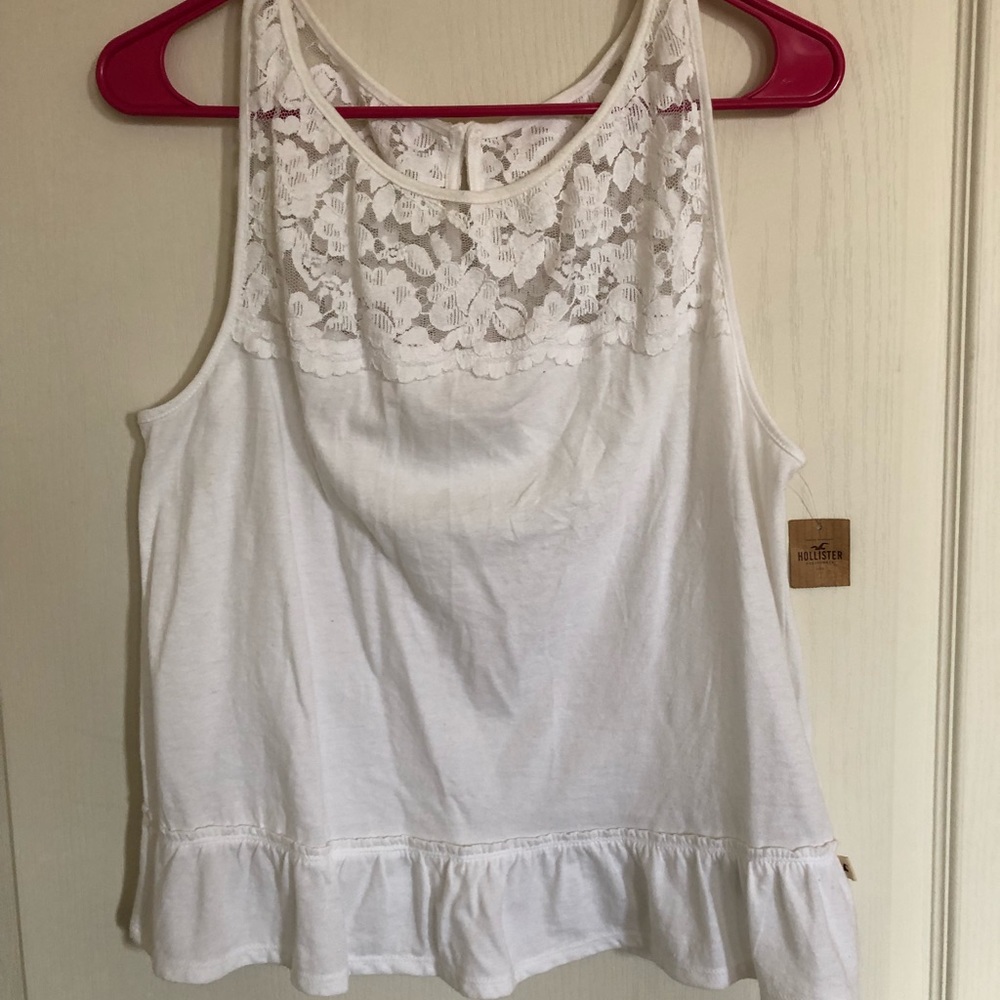 NWT Hollister tank top with ruffle and lace